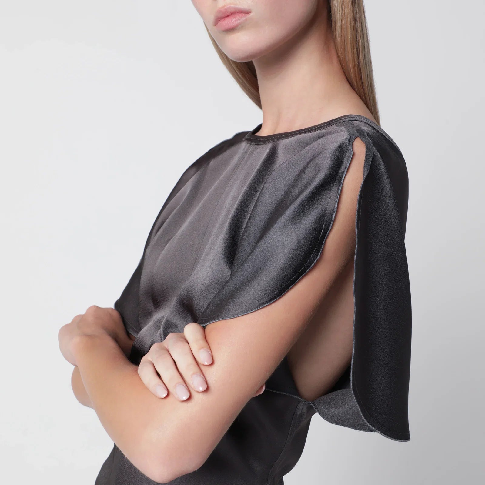 Victoria Beckham Bela satin viscose top in Ore