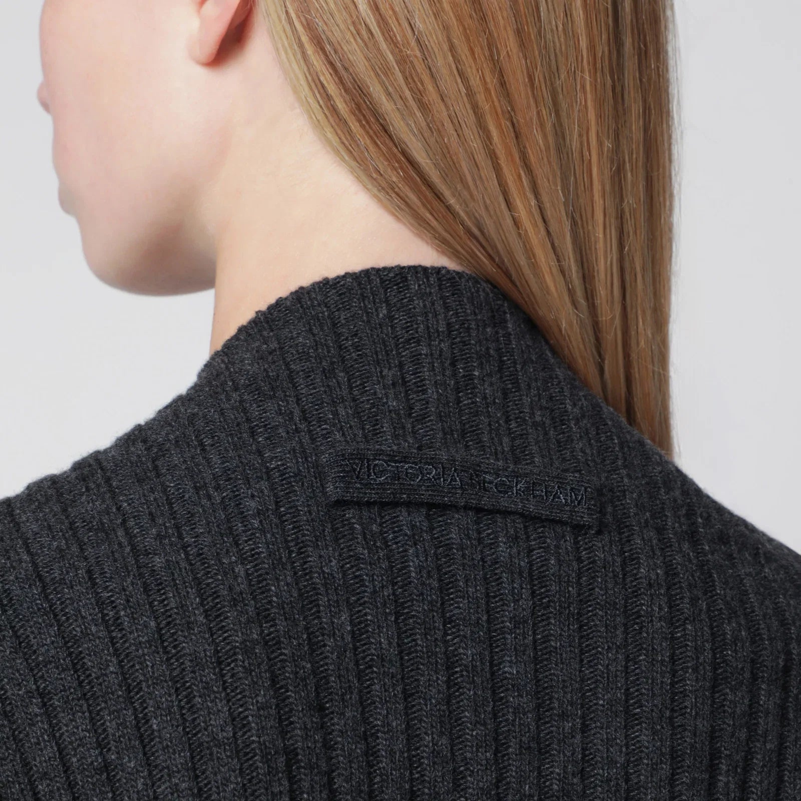 Victoria Beckham Ribbed Sweater in Burgundy Wool and Cashmere