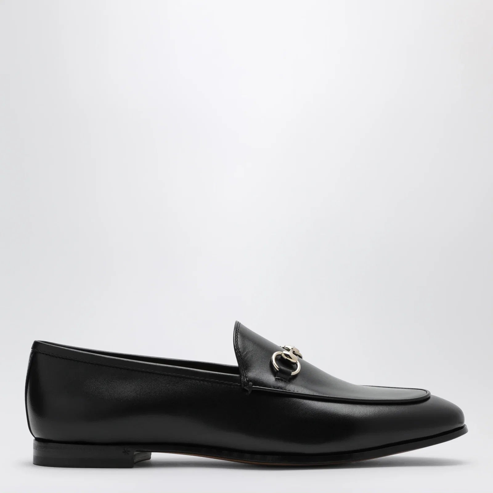 GUCCI Black leather Jordaan loafer