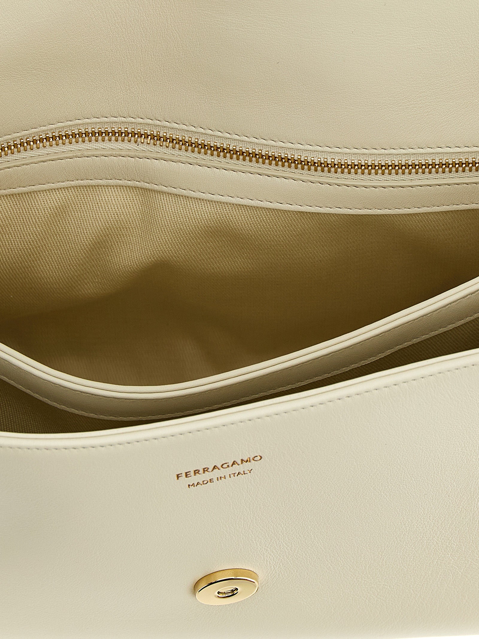Ferragamo Th (m) Shoulder Bag