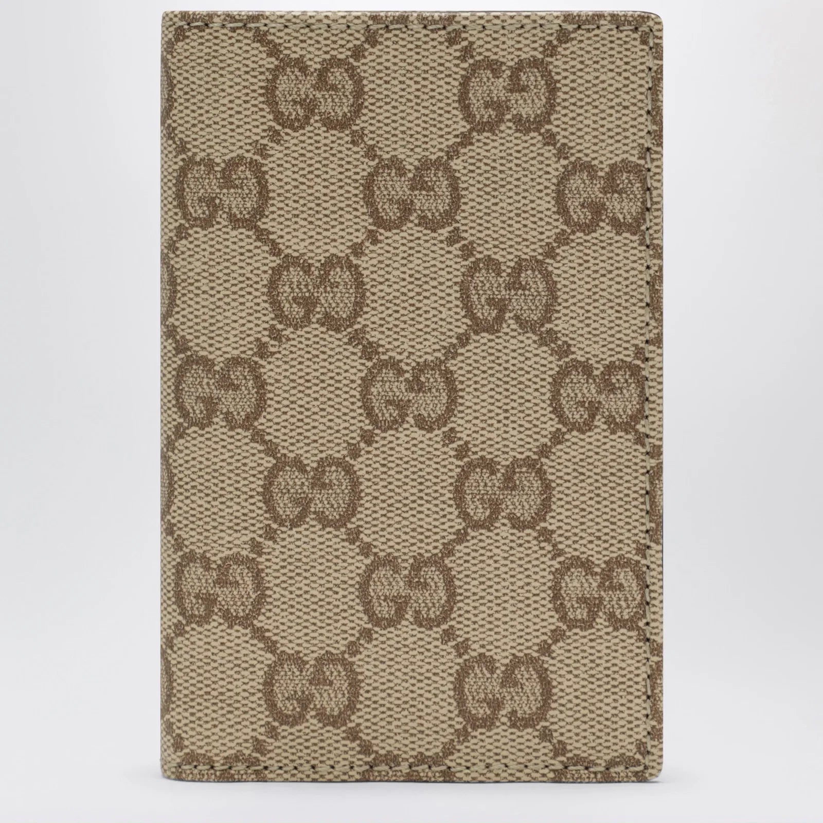 GUCCI Essence Classic card holder in sand beige GG fabric