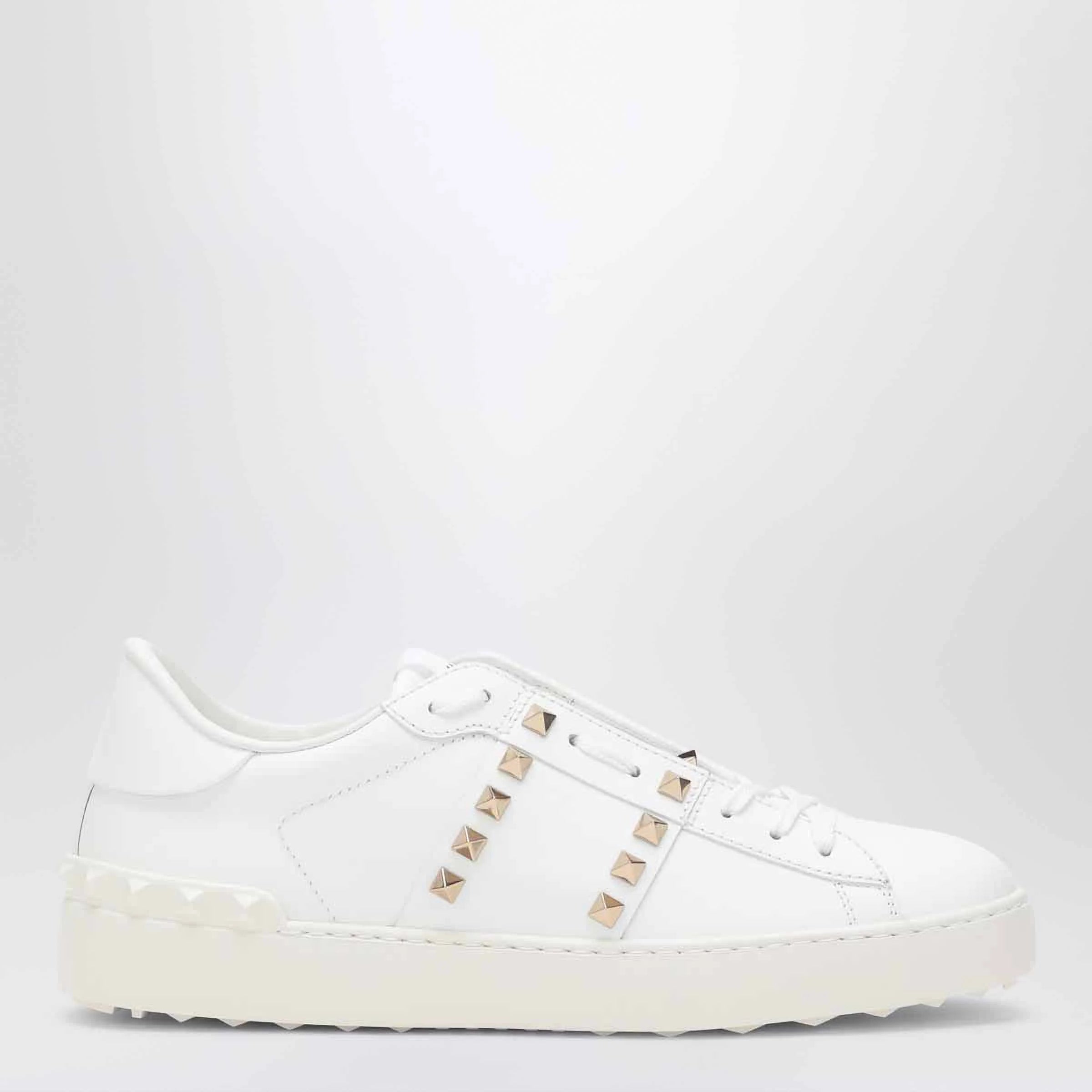 Valentino White leather Rockstud zip card holder