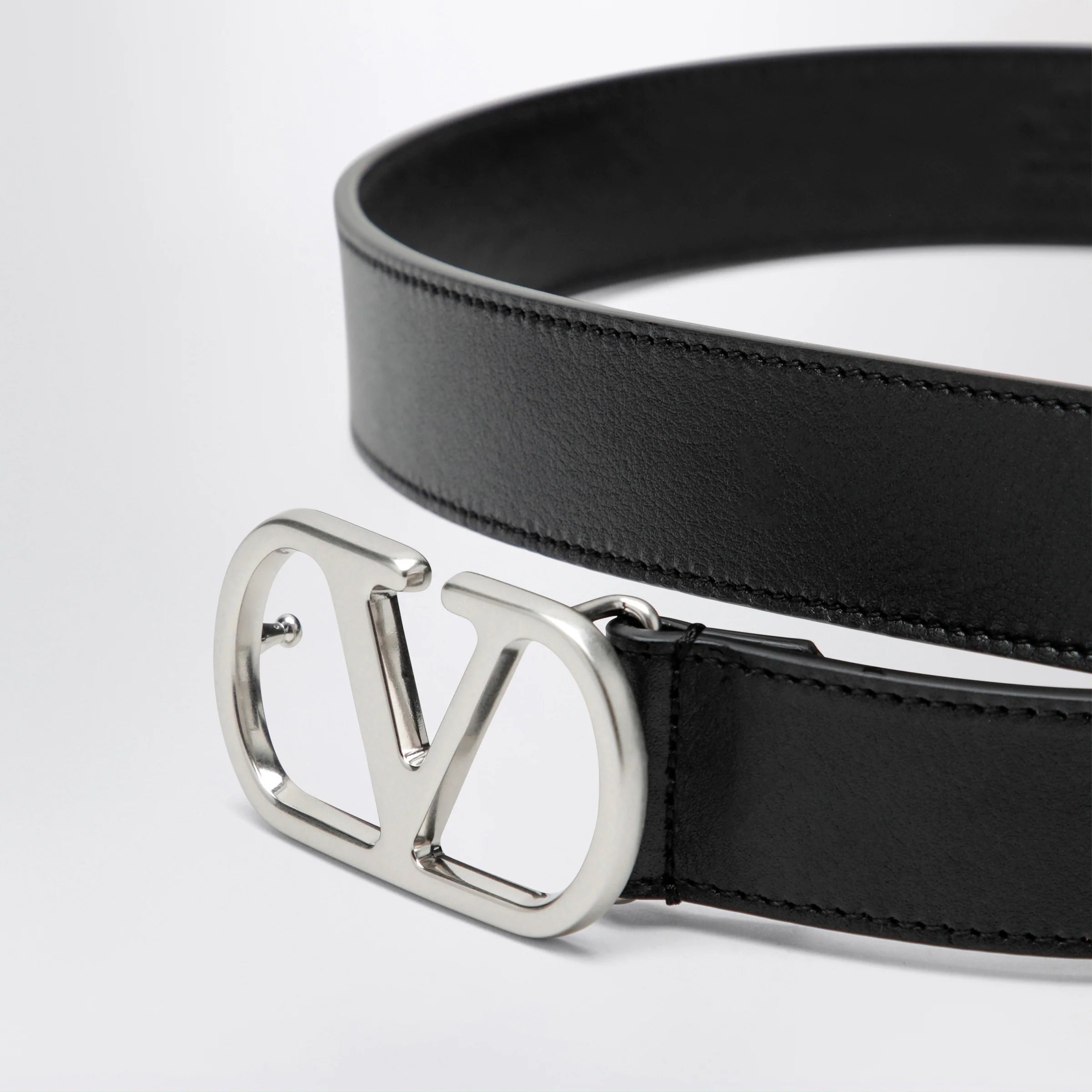 Valentino Garavani Black VLogo Signature belt