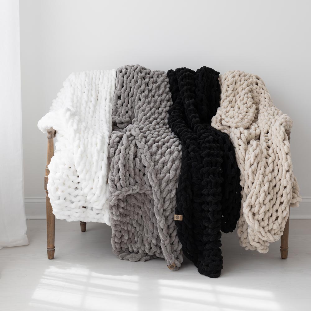 INFINITE CHUNKY KNIT BLANKET | MINKY | BIG - BLANC