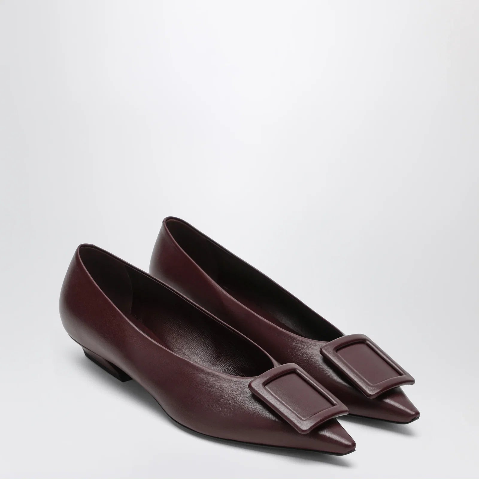 ROGER VIVIER Gommettine ballerina in mosto-coloured leather