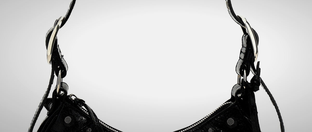 Balenciaga Le Cagole XS crossbody bag detail