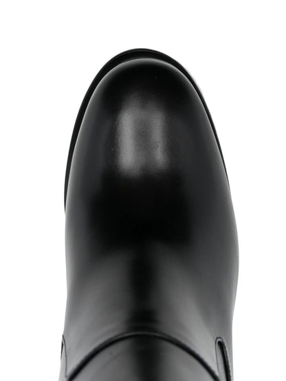Alexander McQueen heeles boots