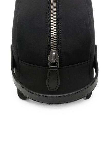 Emporio Armani Bags.. BLACK