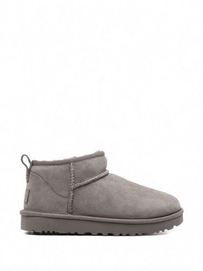 Ugg Classic Ultra Mini boots