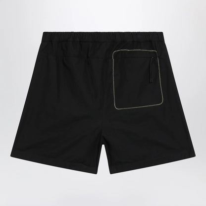 Moncler Black cargo shorts in cotton gabardine