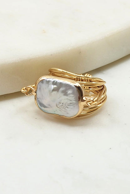 Torrey Ring with Freshwater Pearl