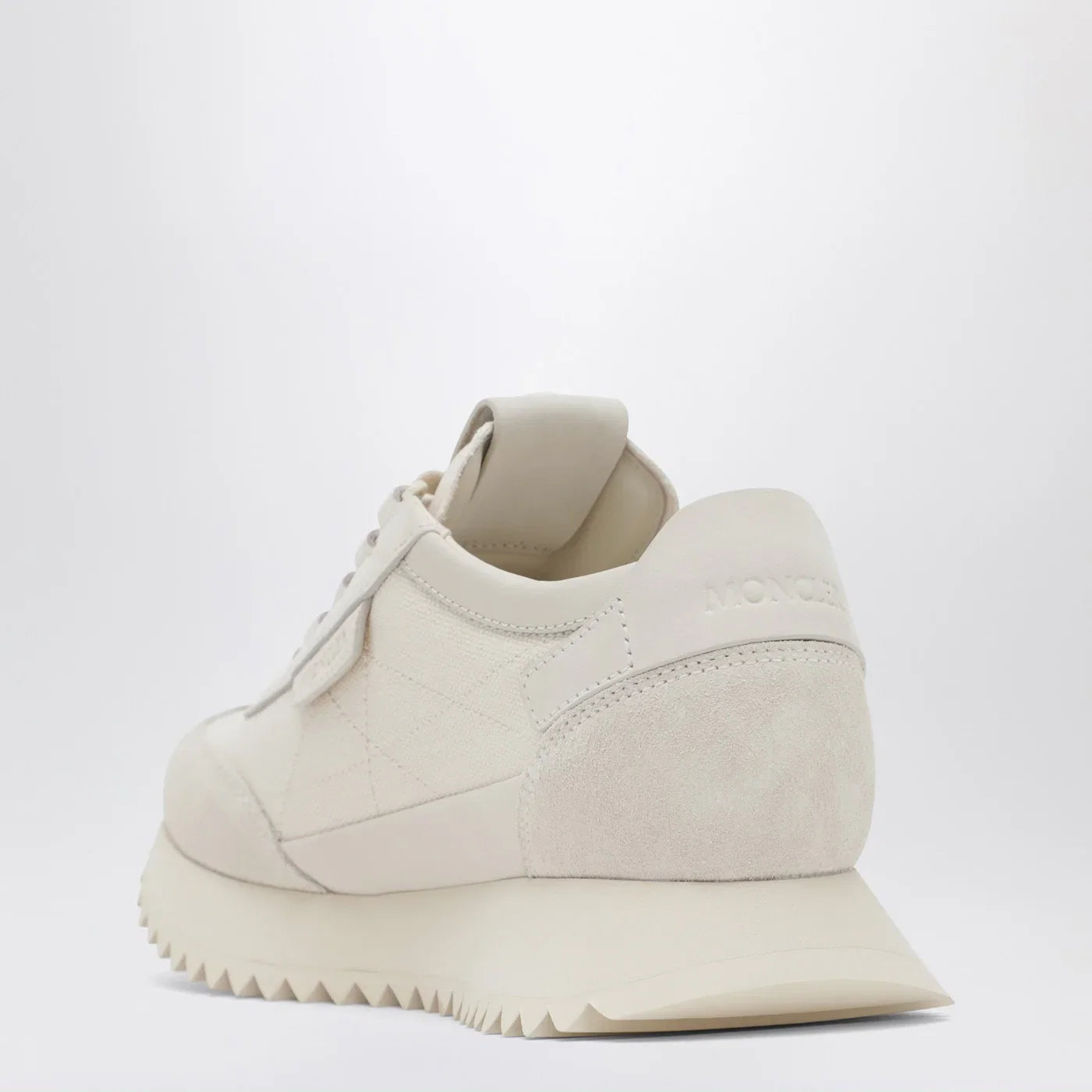 Moncler Pacey2 Sneakers in beige canvas and leather