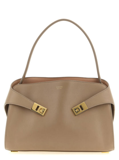 Ferragamo Hug Soft (m) Shoulder Bag
