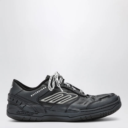 Balenciaga Hamptons Worn-Out black sneakers