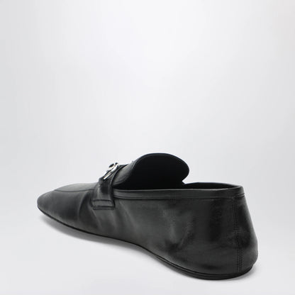 GUCCI Black leather horsebit loafers with silver hardware