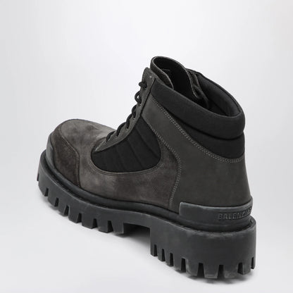Balenciaga Combat Strike low lace-up suede boots brown/black