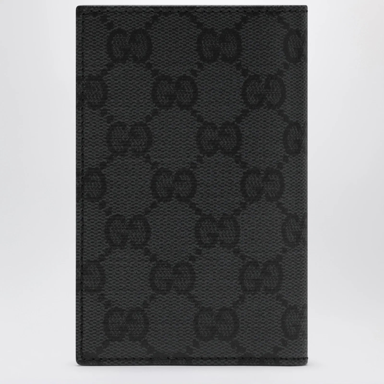 GUCCI Essence Classic card holder in black GG fabric