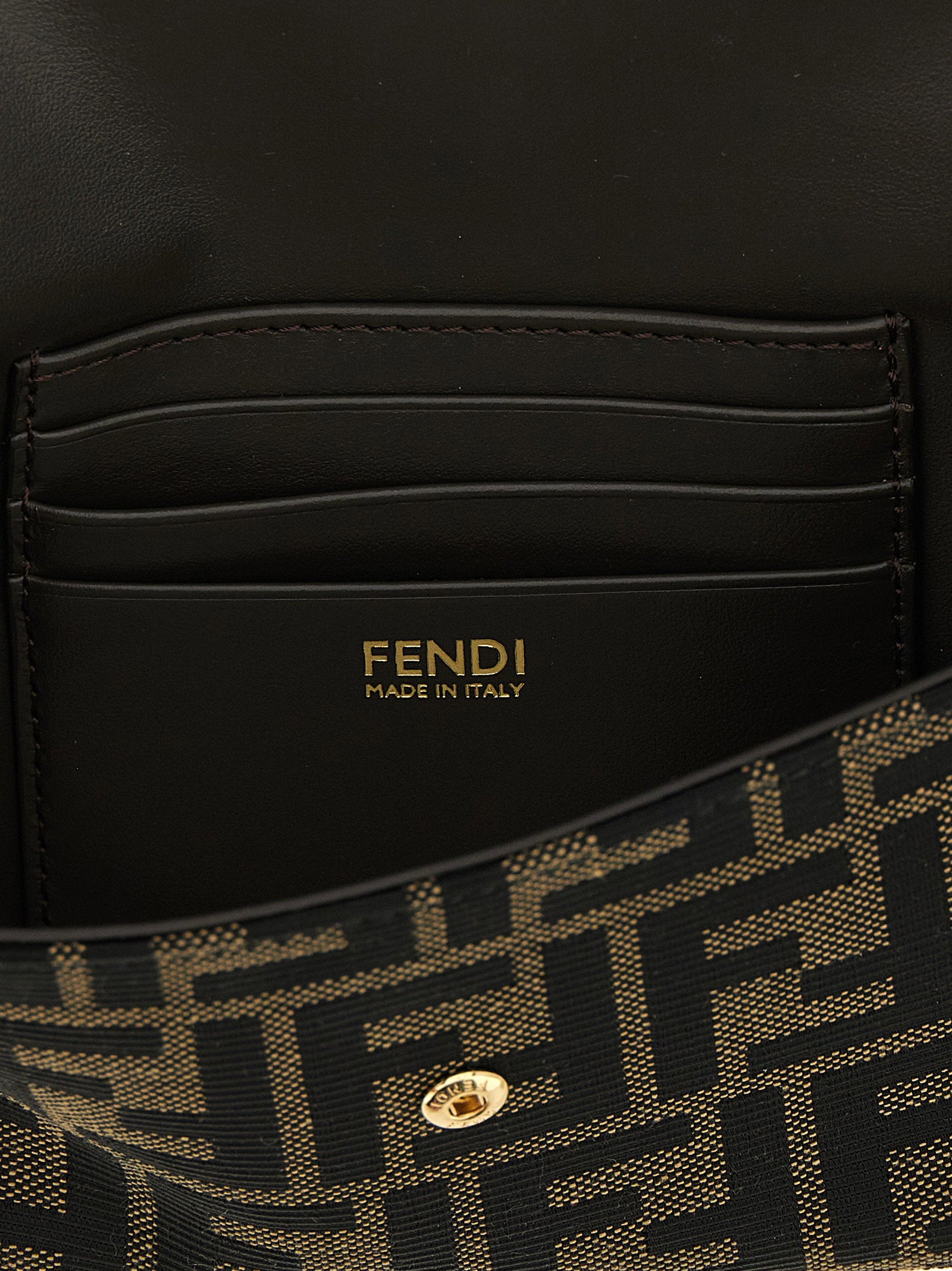Fendi Tube Wallet On Chain
