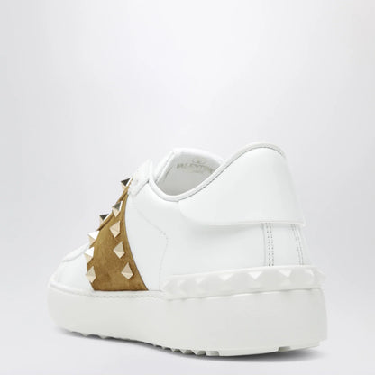 Valentino Garavani Rockstud Untitled trainers in white leather/beige Havana