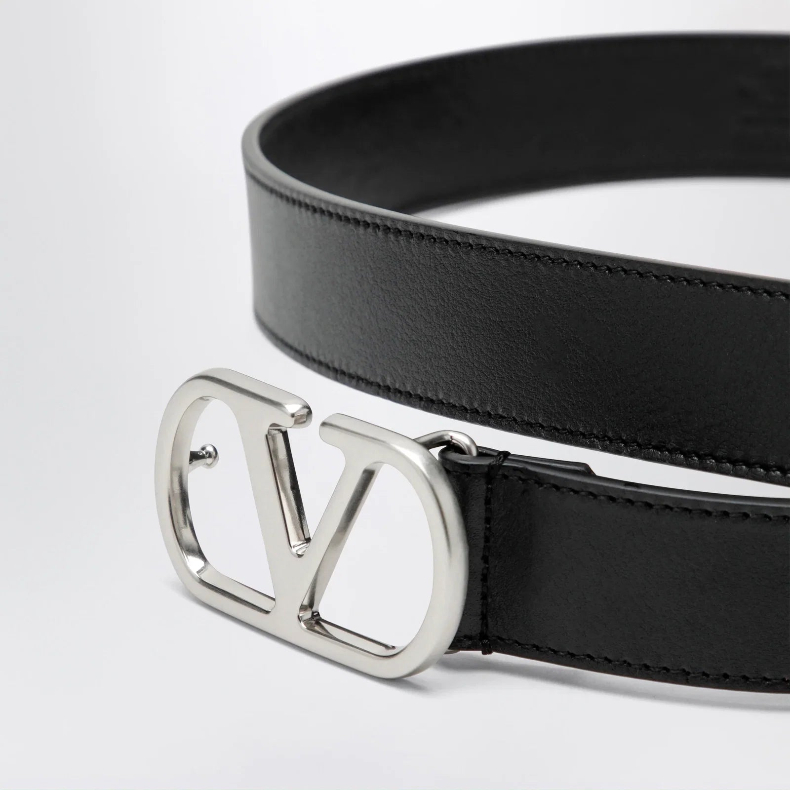 Valentino Garavani Black VLogo Signature belt