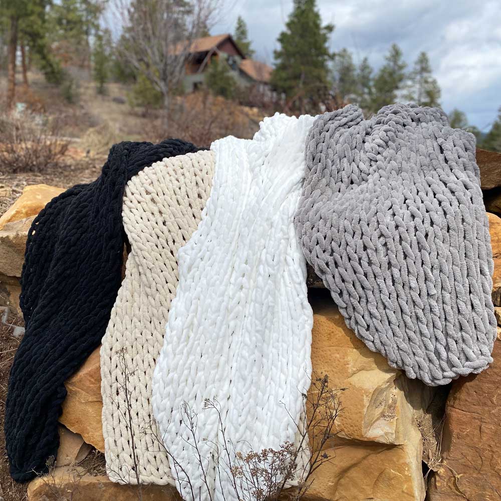 INFINITE CHUNKY KNIT BLANKET | MINKY | BIG - BLANC