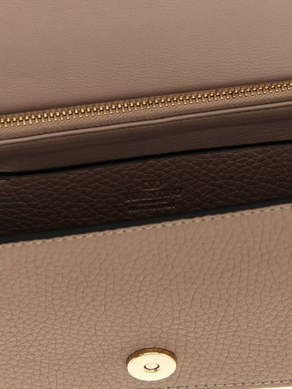 Valentino Garavani Rockstud Wallet On Chain