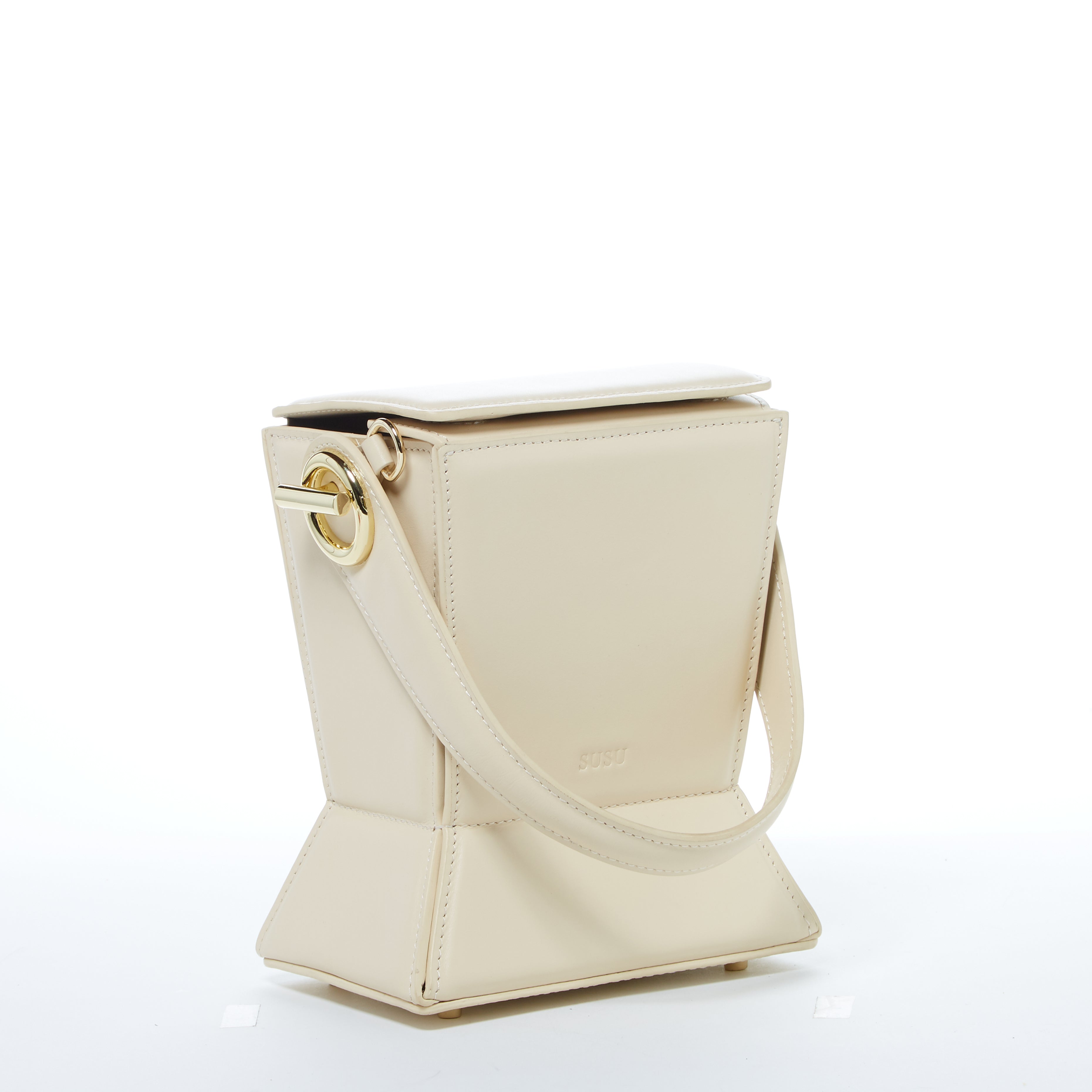 Amber Leather Bucket Bag Creamy Off White